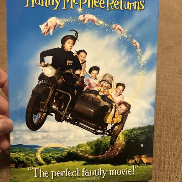 Nanny McPhee DVD Movie W/ Emma Thompson W/ Bonus Features New FACTORY SEALED - Picture 1 of 9